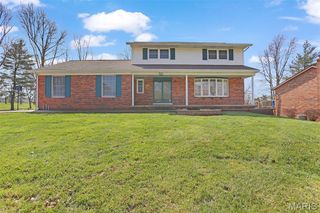 1606 Fairway Drive, O'fallon, IL 62269