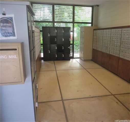 425 Ena Road B1105, Honolulu, HI 96815