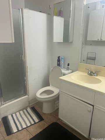 425 Ena Road B1105, Honolulu, HI 96815