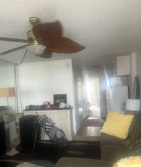 425 Ena Road B1105, Honolulu, HI 96815