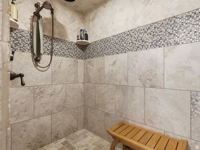 10338 S VENENZIA WAY, South Jordan, UT 84095