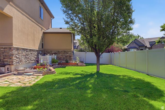 10338 S VENENZIA WAY, South Jordan, UT 84095