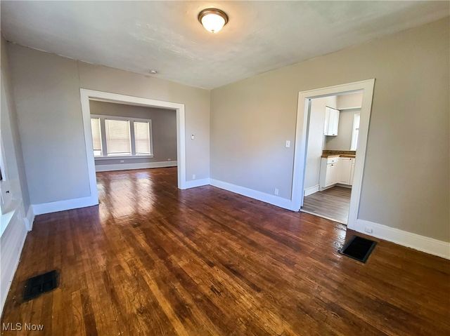 24691 Hawthorne, Euclid, OH 44117