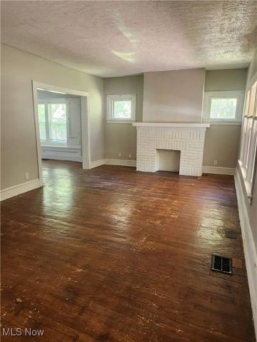 24691 Hawthorne, Euclid, OH 44117