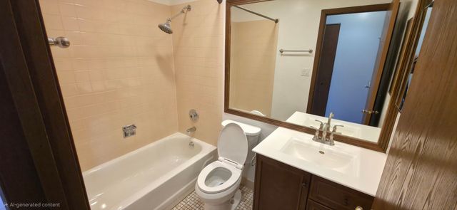 660 Cumberland Trail BB2, Roselle, IL 60172