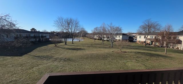 660 Cumberland Trail BB2, Roselle, IL 60172