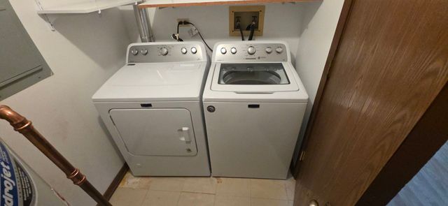 660 Cumberland Trail BB2, Roselle, IL 60172