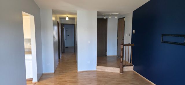 660 Cumberland Trail BB2, Roselle, IL 60172