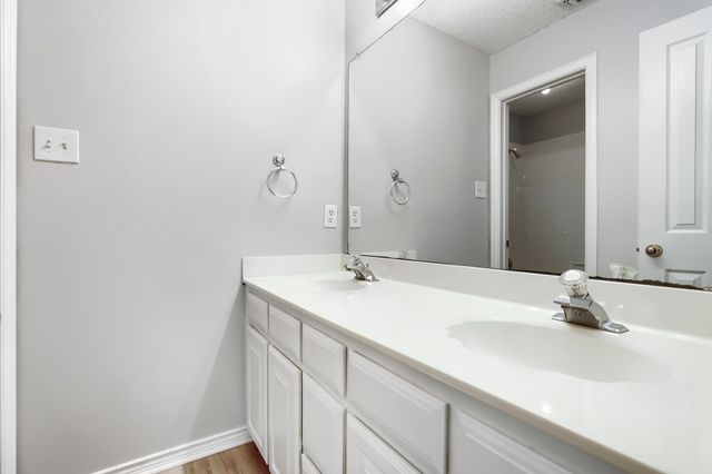 3632 Stone Creek Lane S, Fort Worth, TX 76137