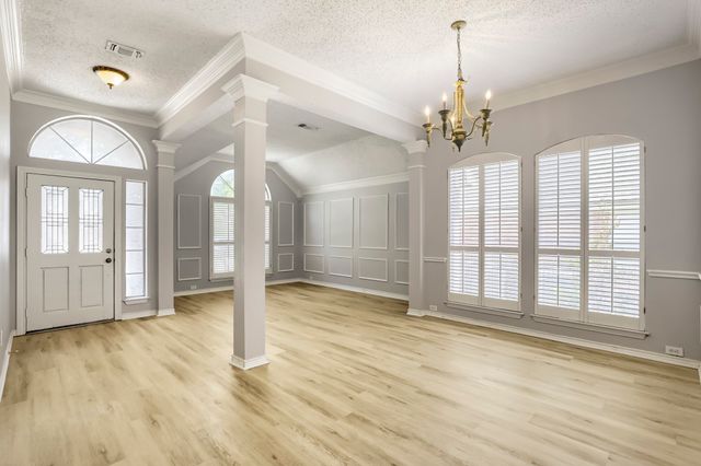 3632 Stone Creek Lane S, Fort Worth, TX 76137