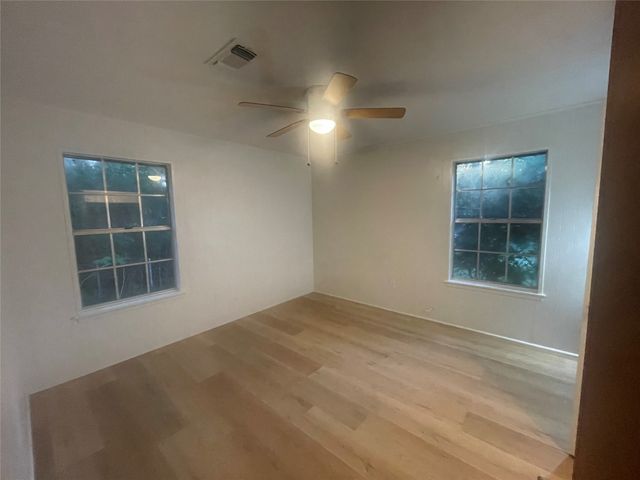 805 S Bradford Street, Overton, TX 75684