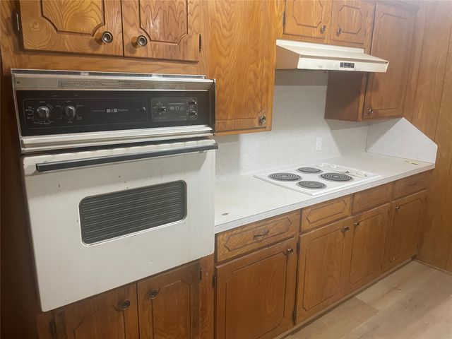 805 S Bradford Street, Overton, TX 75684