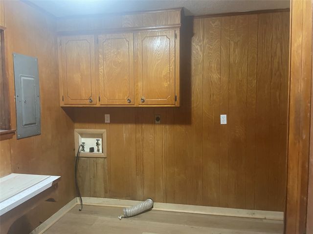 805 S Bradford Street, Overton, TX 75684