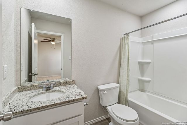 7356 Misty Ridge Dr Apt 14, Converse, TX 78109