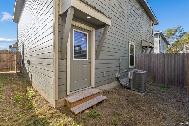 7356 Misty Ridge Dr Apt 14, Converse, TX 78109