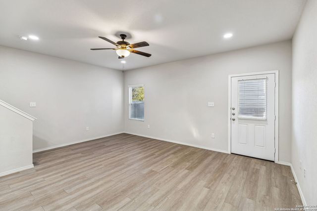 7356 Misty Ridge Dr Apt 14, Converse, TX 78109