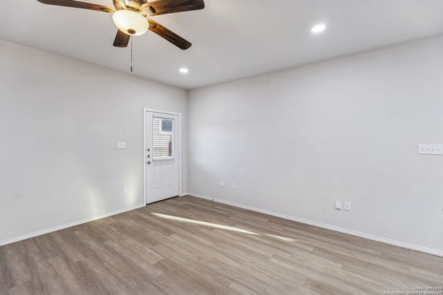 7356 Misty Ridge Dr Apt 14, Converse, TX 78109