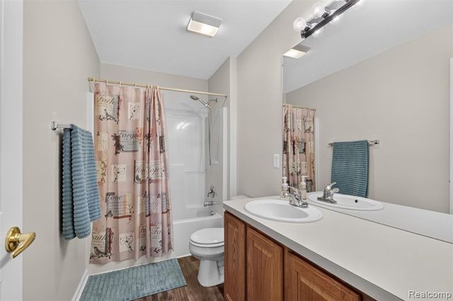 2290 Wooster Street, Canton, MI 48188