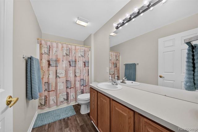 2290 Wooster Street, Canton, MI 48188