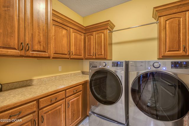 2412 Windrose Lane, Joplin, MO 64804