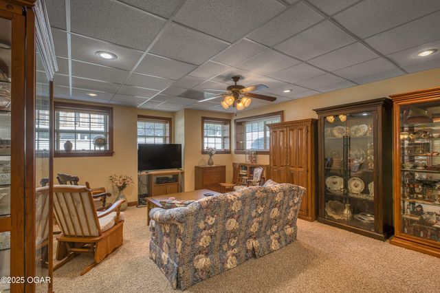 2412 Windrose Lane, Joplin, MO 64804