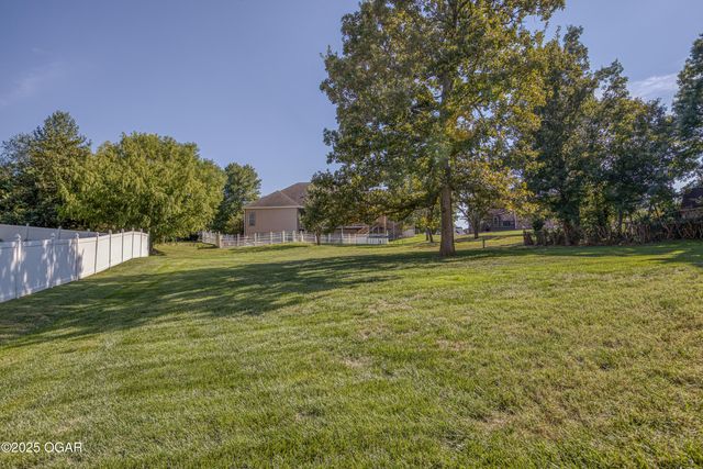 2412 Windrose Lane, Joplin, MO 64804
