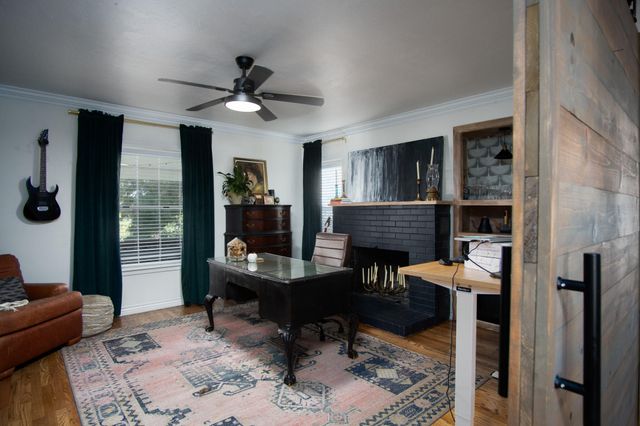 958 E Morton Hill Avenue, Porterville, CA 93257