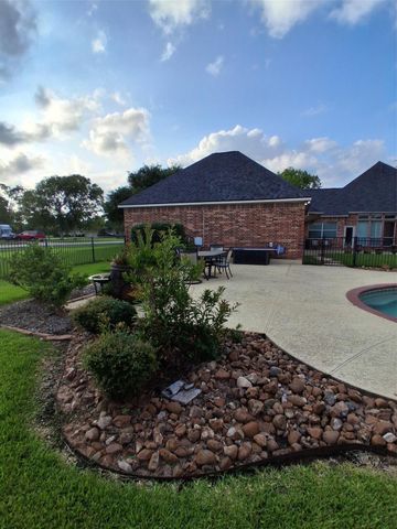2519 Sandy Point Drive, Richmond, TX 77406