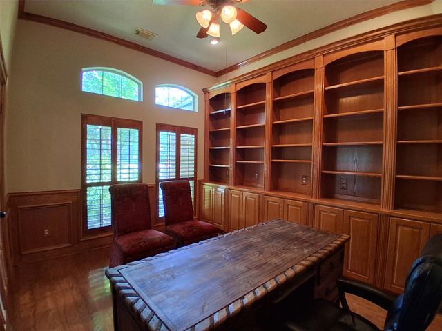 2519 Sandy Point Drive, Richmond, TX 77406