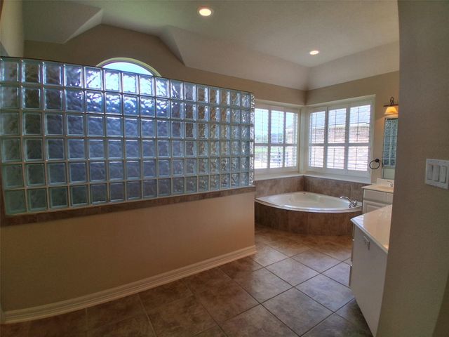 2519 Sandy Point Drive, Richmond, TX 77406