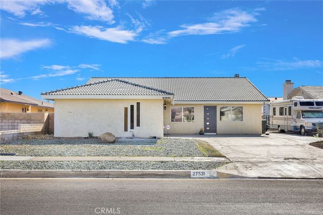 27531 Silver Lakes, Helendale, CA 92342