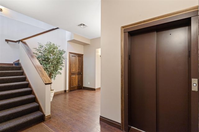 440 W Centre Avenue, Portage, MI 49024