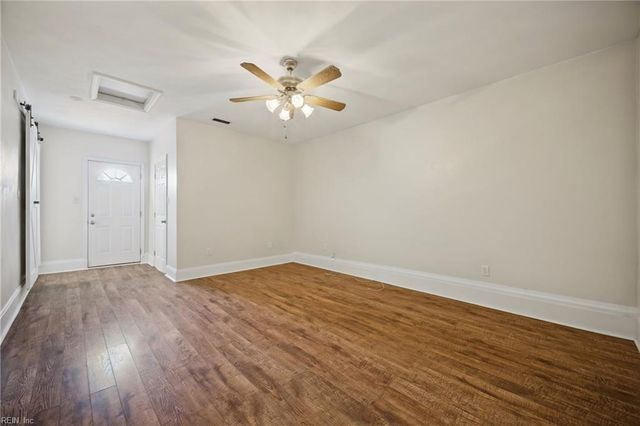 1917 Fayson CT, Virginia Beach, VA 23464