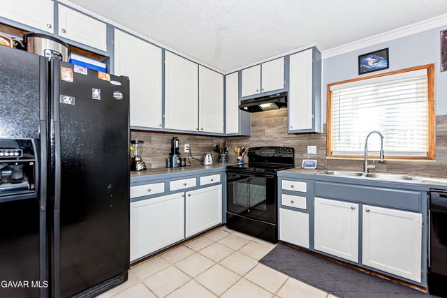 42933 Alexo Drive, Lancaster, CA 93536