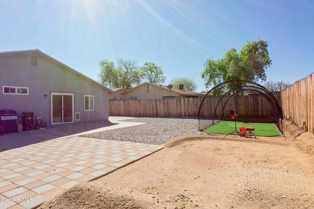 42933 Alexo Drive, Lancaster, CA 93536