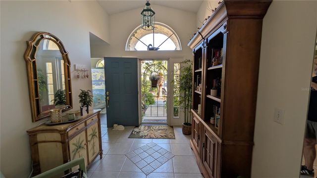5406 83RD TERRACE E, Sarasota, FL 34243