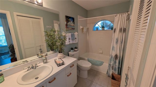 5406 83RD TERRACE E, Sarasota, FL 34243