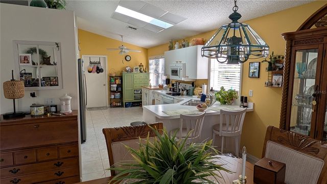 5406 83RD TERRACE E, Sarasota, FL 34243