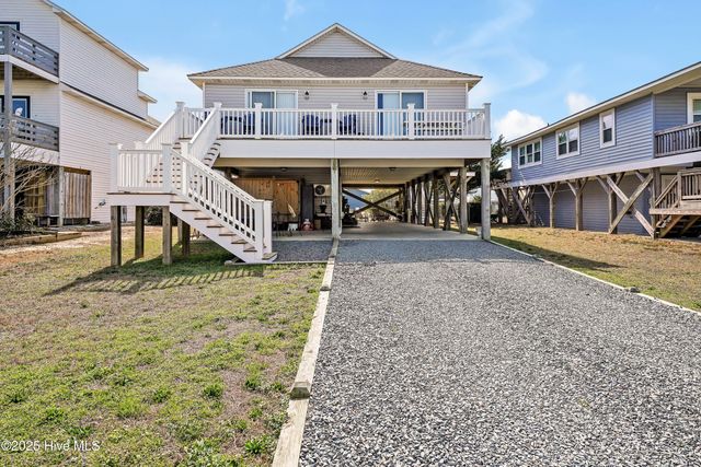 2505 W Dolphin Drive, Oak Island, NC 28465