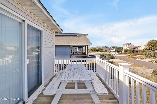 2505 W Dolphin Drive, Oak Island, NC 28465