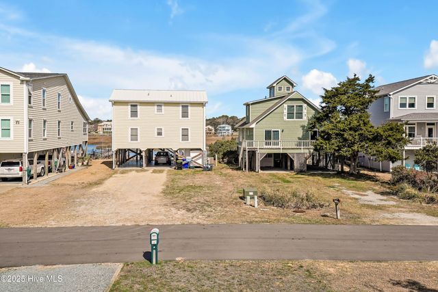 2505 W Dolphin Drive, Oak Island, NC 28465