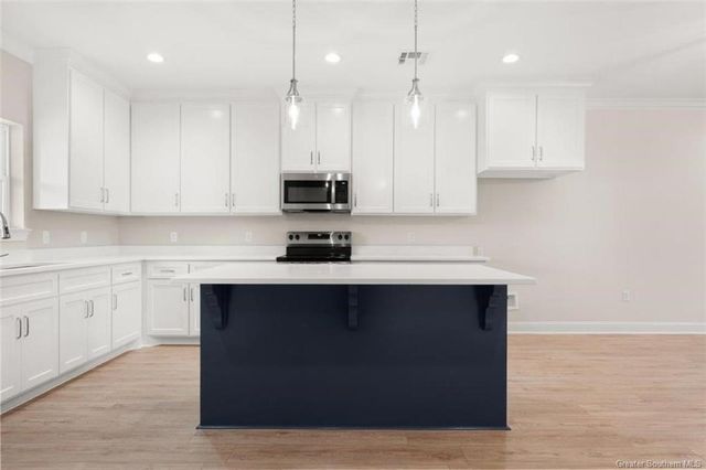 400 10th Street, Lake Charles, LA 70601