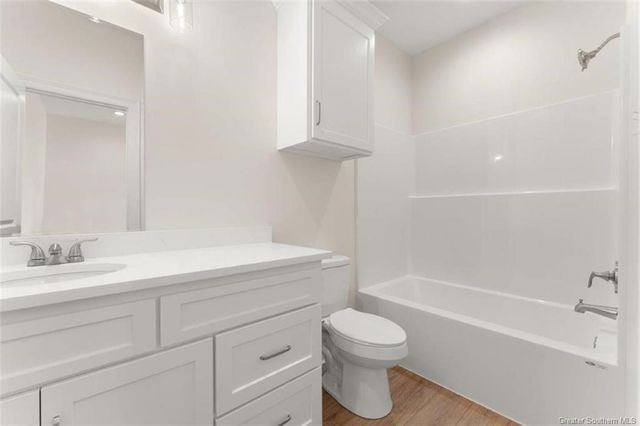 400 10th Street, Lake Charles, LA 70601