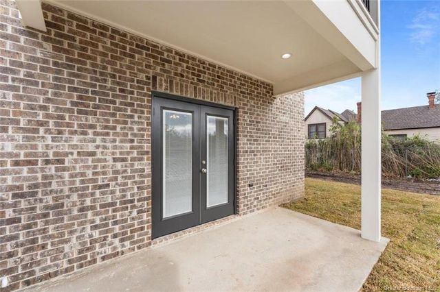 400 10th Street, Lake Charles, LA 70601