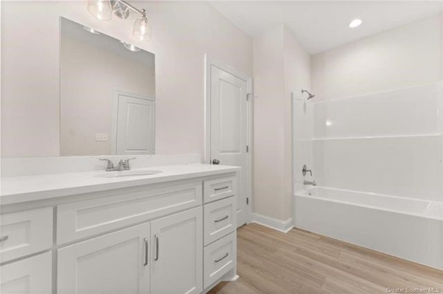 400 10th Street, Lake Charles, LA 70601