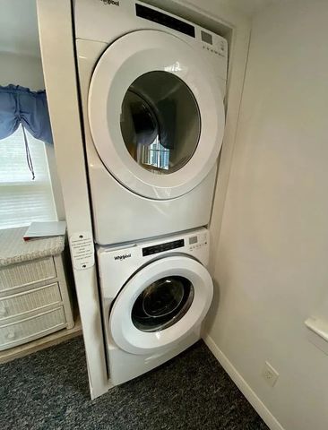 34 Ellery Avenue, Middletown, RI 02842