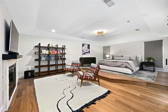 1901 Glencliff DR, Austin, TX 78704