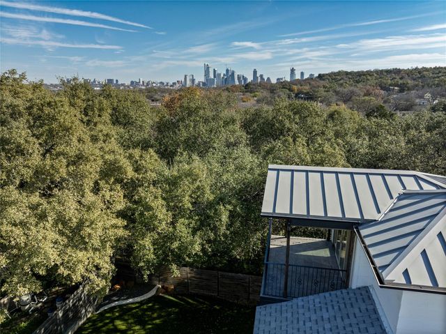 1901 Glencliff DR, Austin, TX 78704