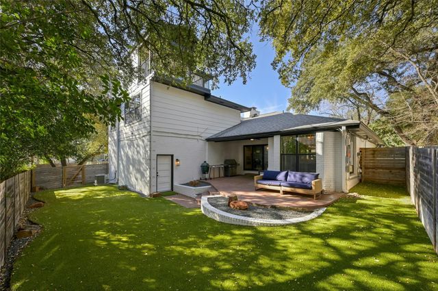 1901 Glencliff DR, Austin, TX 78704