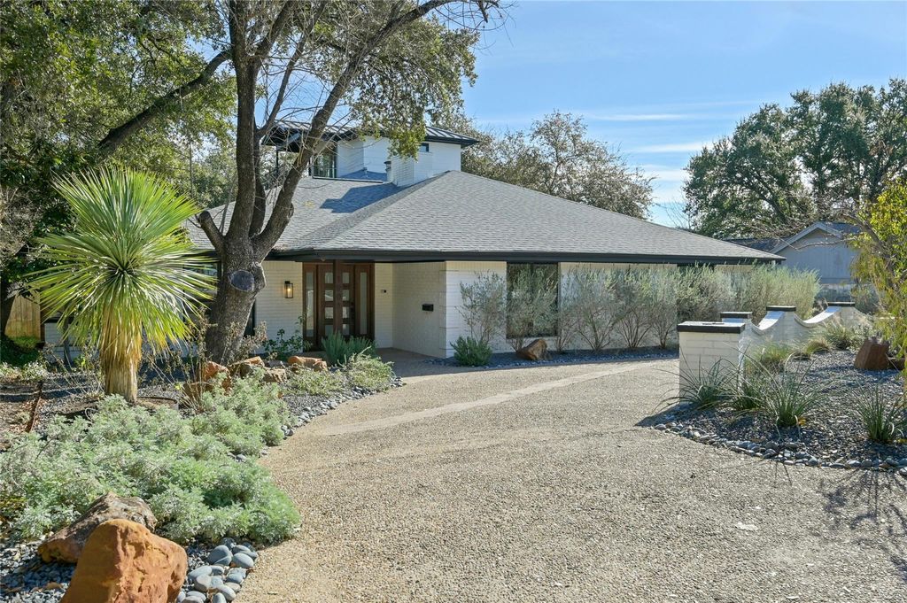 1901 Glencliff DR, Austin, TX 78704